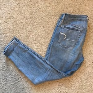 American Eagle Light Wash Jeggings